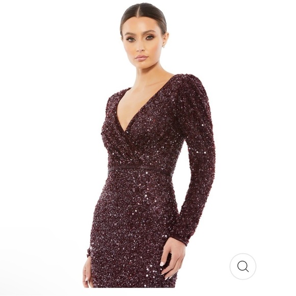 Mac Duggal PUFF SHOULDER SEQUINED SURPLICE GOWN size 12 sold out size $498 - Picture 3 of 4